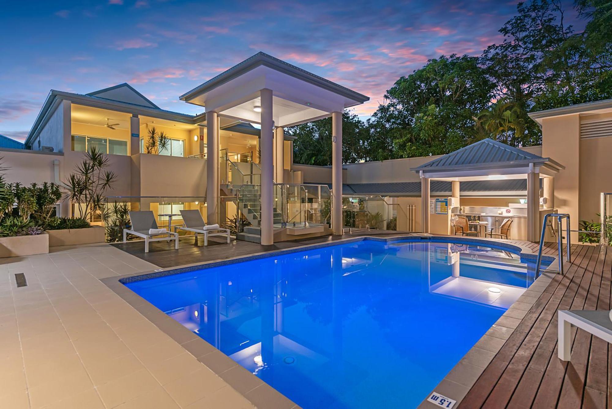 The Newport On Macrossan - Adults Only Aparthotel Port Douglas Esterno foto